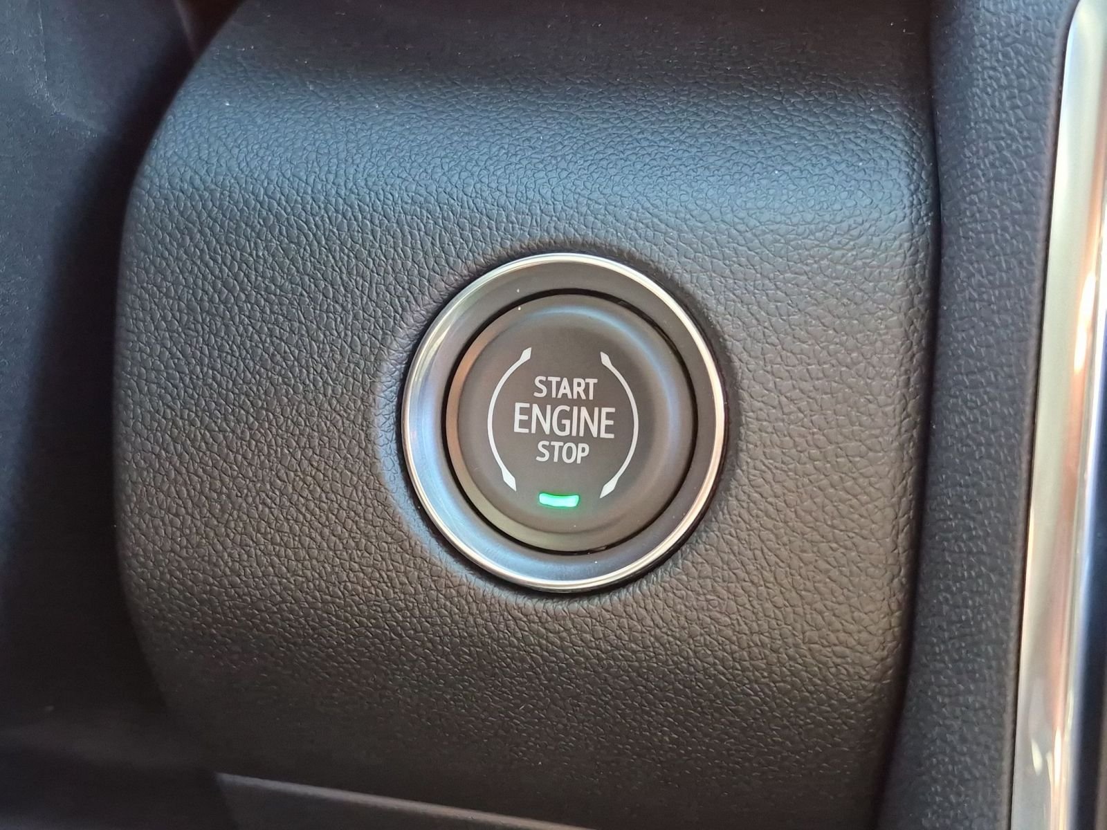 New 2026 GMC Acadia Elevation FWD image 16
