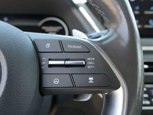 Used 2023 Hyundai Sonata Limited image 16