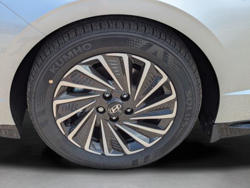 New 2026 Hyundai Sonata SEL FWD image 36