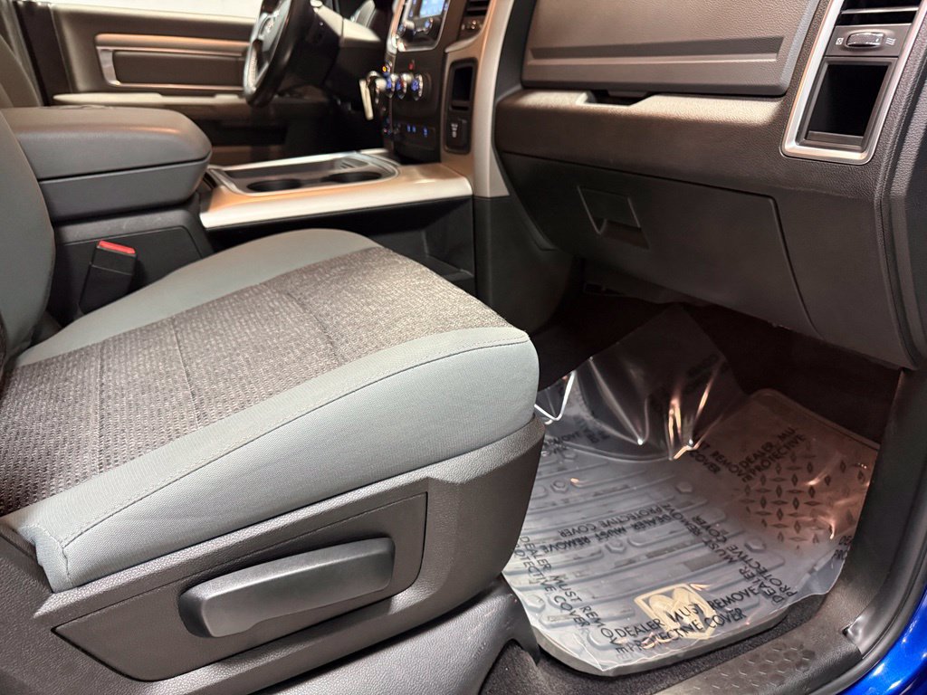 Used 2019 RAM 1500 Warlock AWD/4WD image 21