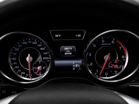 Used 2016 Mercedes-Benz GL 63 AMG 4MATIC image 25