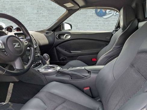 Used 2014 Nissan 370Z Touring w/ Sport Package RWD image 16