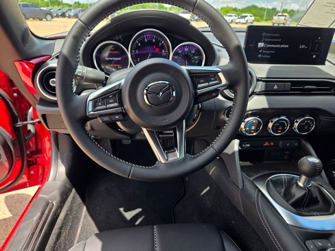 New 2026 MAZDA MX-5 Miata RF Grand Touring RWD image 11