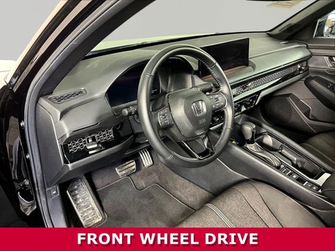 Used 2025 Honda Accord Sport image 15
