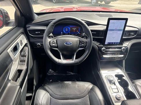 Certified 2022 Ford Explorer ST w/ Equipment Group 401A AWD/4WD image 11