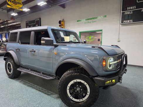 Used 2022 Ford Bronco Badlands image 13