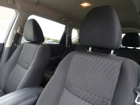 Used 2020 Nissan Rogue SV AWD/4WD image 11