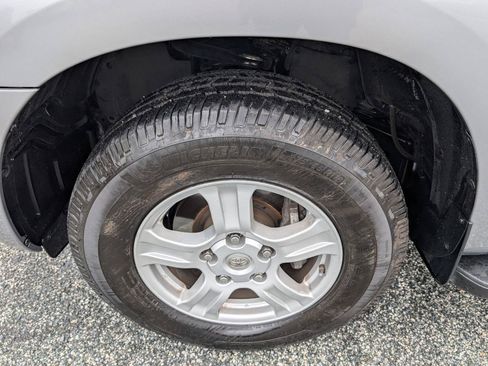 Used 2011 Toyota Sequoia SR5 RWD image 12