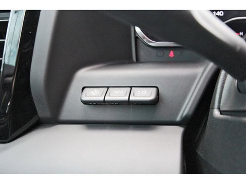 Used 2025 GMC Sierra 2500 AT4X AWD/4WD image 23