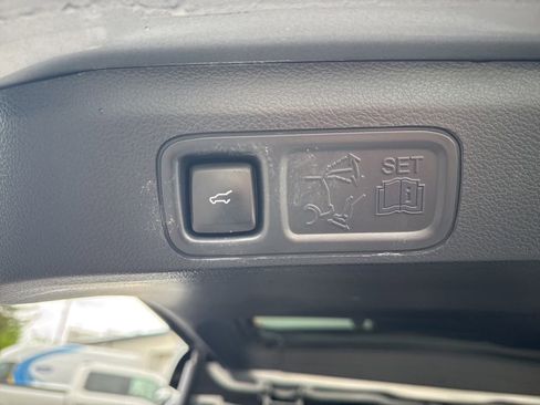 Used 2022 Lincoln Navigator Reserve AWD/4WD image 50