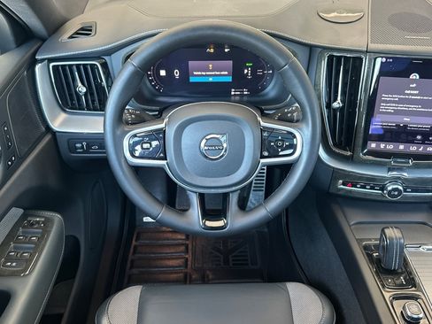 Used 2022 Volvo XC60 T8 R-Design w/ Advanced Package AWD/4WD image 13