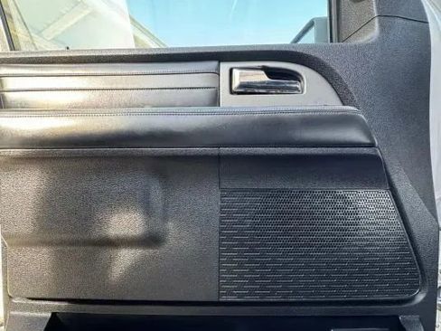 Used 2016 Ford Expedition EL Platinum AWD/4WD image 19