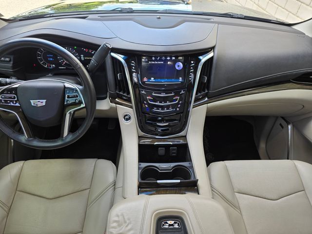 Used 2018 Cadillac Escalade ESV Premium Luxury AWD/4WD image 43