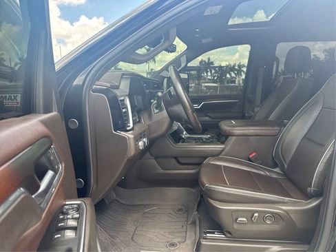 Used 2025 GMC Sierra 2500 Denali w/ Denali Reserve Package AWD/4WD image 9