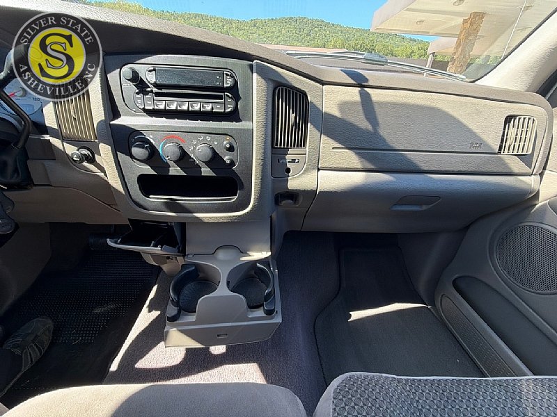 Used 2005 Dodge Ram 1500 Truck SLT RWD image 17