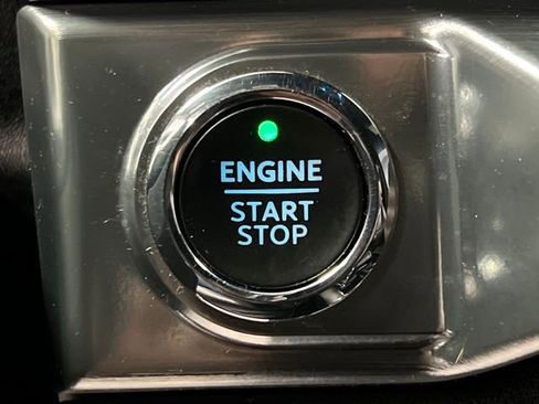 Used 2021 Ford F150 Lariat w/ Equipment Group 502A High image 33