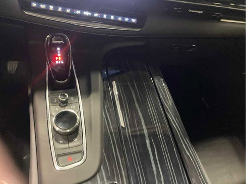 Used 2022 Cadillac Escalade ESV Sport w/ Touring Package image 15