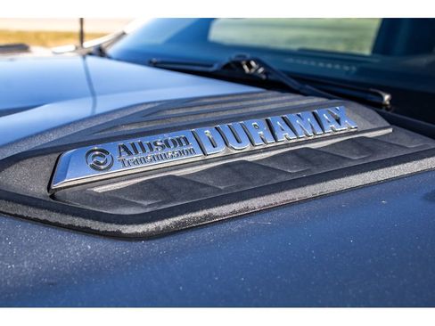 Used 2024 Chevrolet Silverado 3500 LTZ image 10