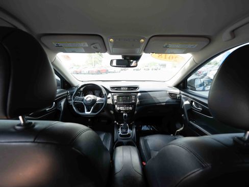 Used 2018 Nissan Rogue SL AWD/4WD image 19
