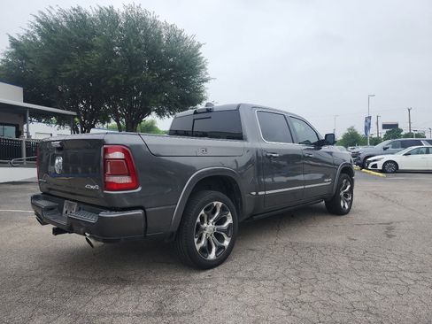 Used 2022 RAM 1500 Limited AWD/4WD image 3