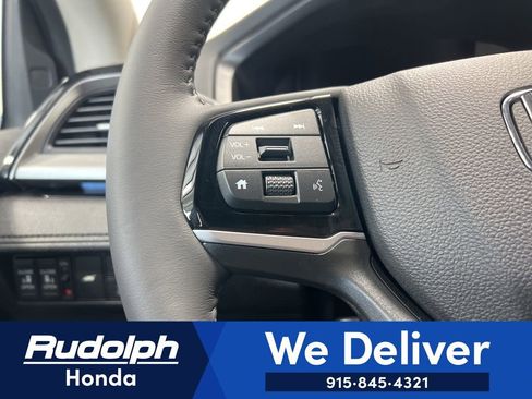 New 2026 Honda Odyssey Touring image 32