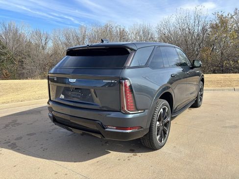 New 2026 Cadillac Escalade IQ Sport 1 w/ LPO, Floor Liner Package image 9