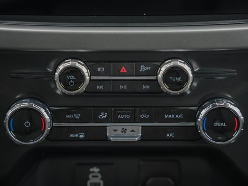 Used 2025 Ford F150 XLT w/ Equipment Group 301A Standard image 31