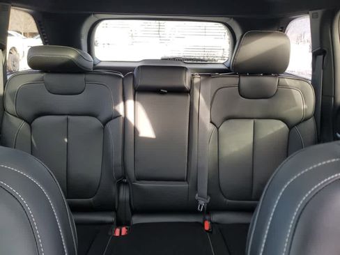 New 2025 Jeep Grand Cherokee Limited image 13