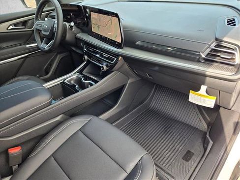 New 2026 Chevrolet Traverse LT image 18