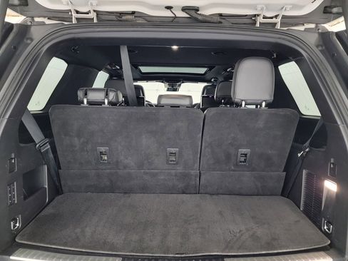 Used 2018 Lincoln Navigator Reserve w/ Technology Package AWD/4WD image 37