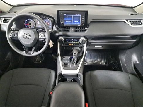 Used 2020 Toyota RAV4 LE image 16