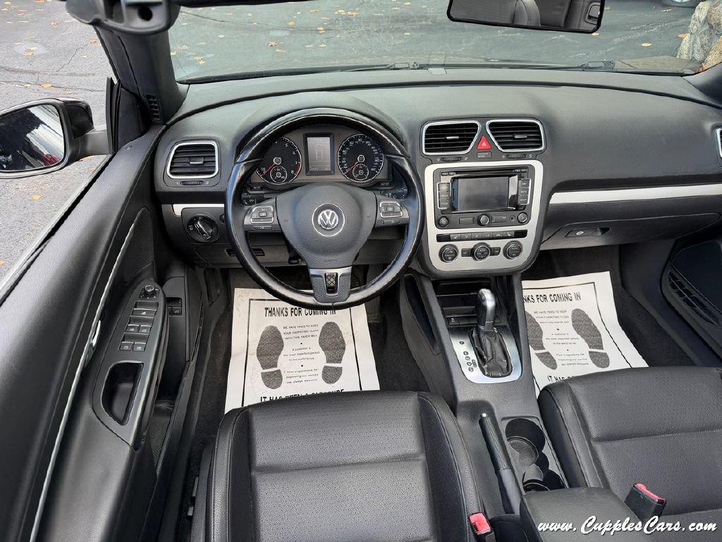 Used 2015 Volkswagen Eos Komfort FWD image 16