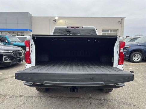 Certified 2023 Chevrolet Silverado 1500 ZR2 w/ LPO, Dark Essentials Package image 7