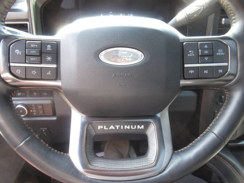 Used 2023 Ford F450 Platinum AWD/4WD image 46