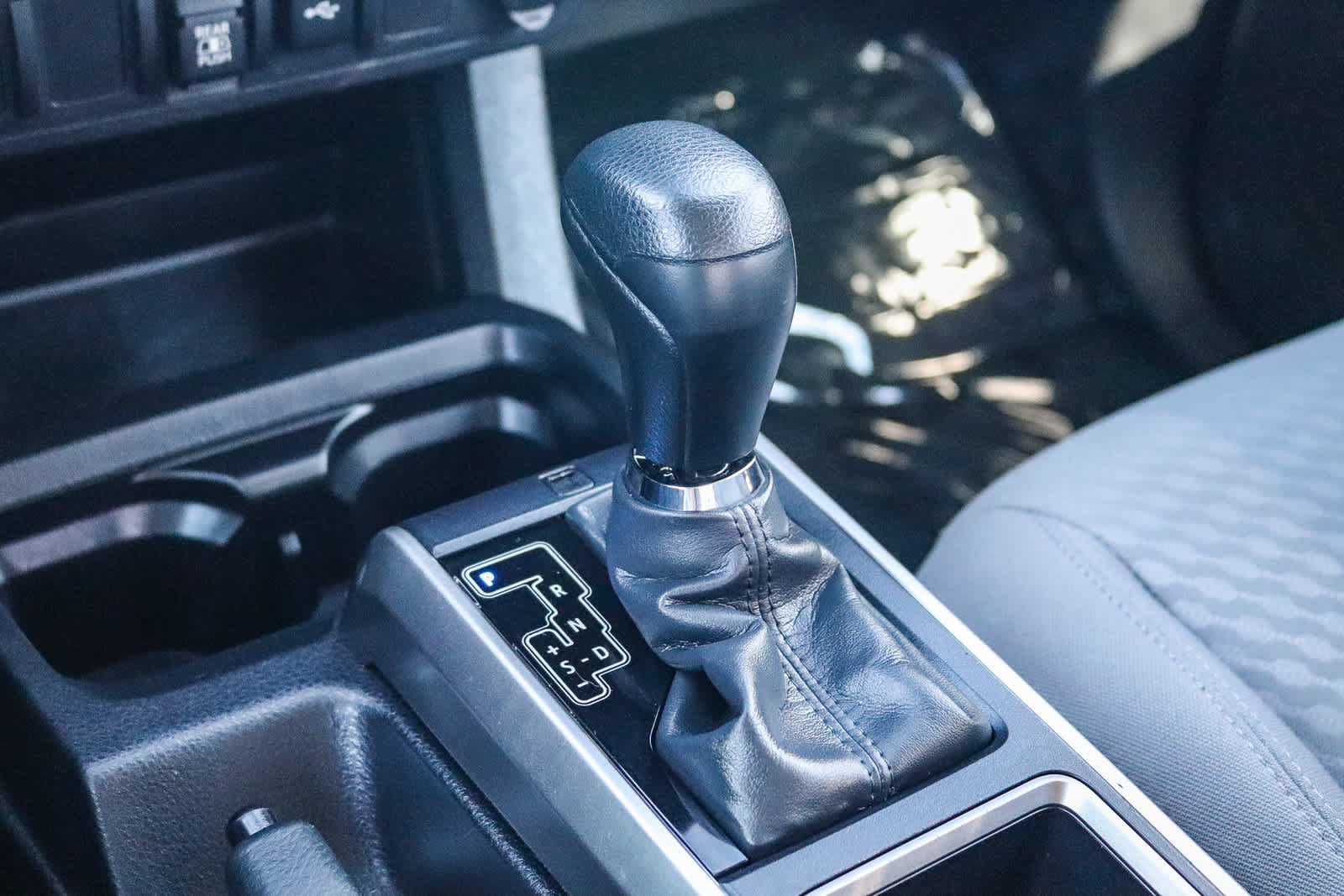Used 2023 Toyota Tacoma SR5 RWD image 22