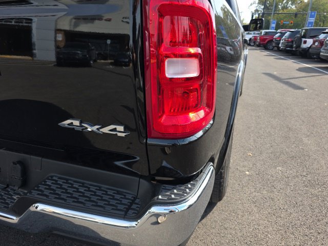 Used 2025 RAM 1500 Big Horn AWD/4WD image 5