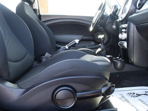Used 2009 MINI Cooper Hardtop FWD image 19