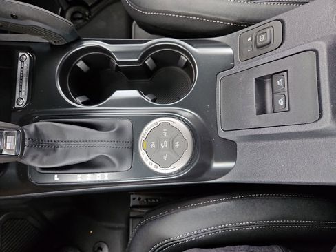 New 2026 Ford Bronco Badlands image 28