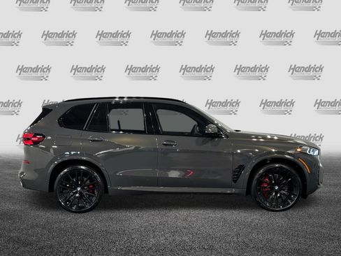 New 2026 BMW X5 xDrive40i w/ M Sport Package AWD/4WD image 9