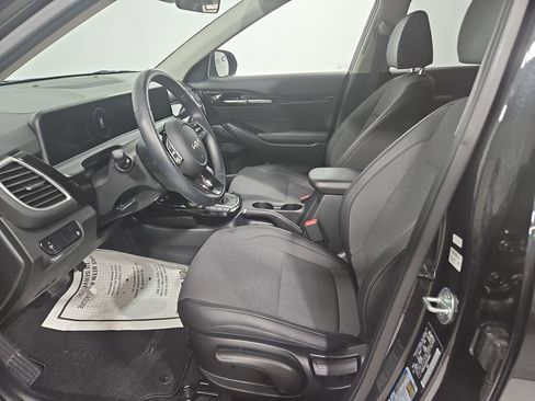Used 2024 Kia Seltos X-Line image 10