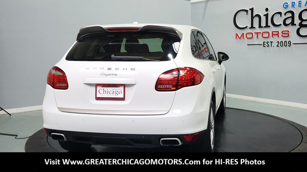Used 2014 Porsche Cayenne Platinum Edition AWD/4WD image 11