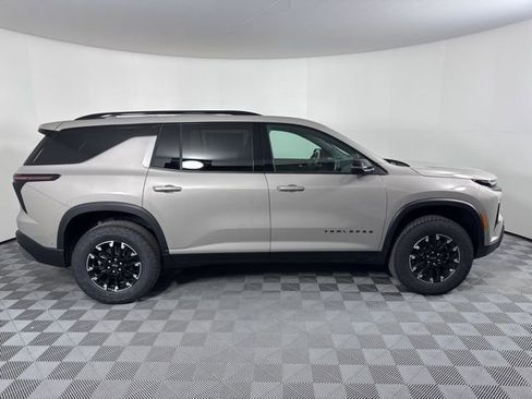 New 2026 Chevrolet Traverse Z71 w/ Enhanced Driving Package AWD/4WD image 2