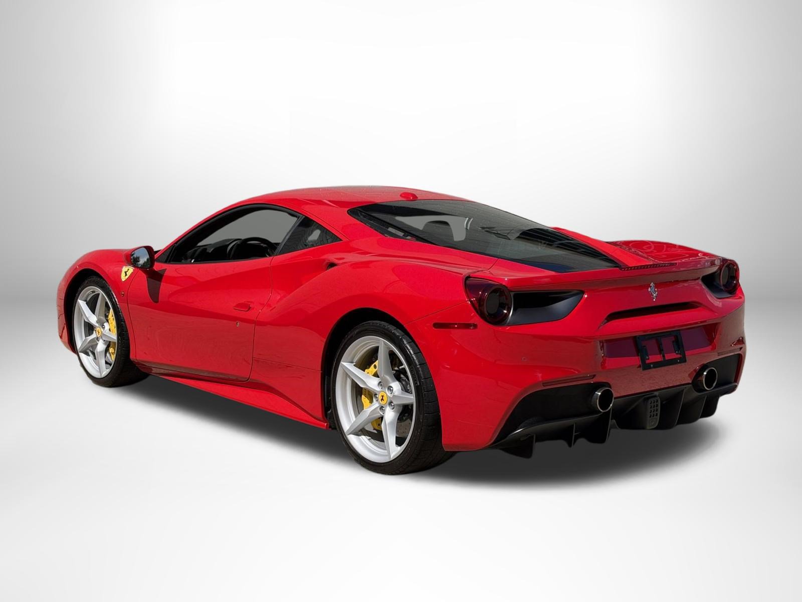 Used 2017 Ferrari 488 GTB RWD image 2