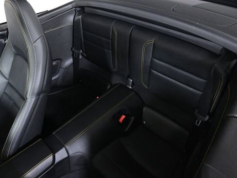 Used 2022 Porsche 911 Carrera RWD image 19