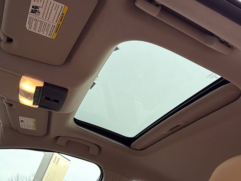 Certified 2024 Nissan Sentra SV w/ SV Premium Package image 20