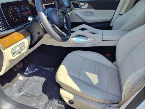Certified 2025 Mercedes-Benz GLE 350 4MATIC image 8