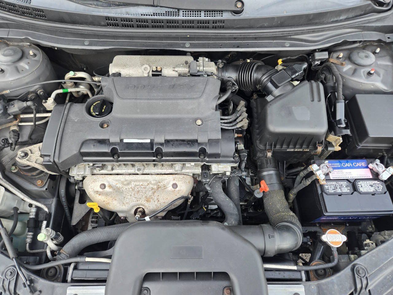 Used 2010 Hyundai Elantra GLS FWD image 25