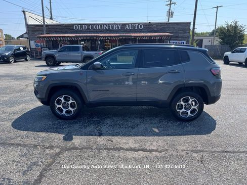 Used 2022 Jeep Compass Trailhawk w/ Trailhawk Elite Group AWD/4WD image 1