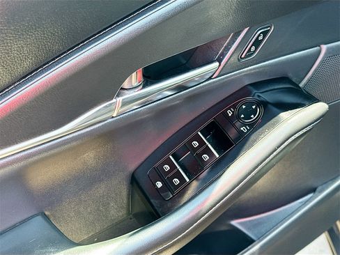 Used 2024 MAZDA CX-30 AWD 2.5 S w/ Preferred Package image 17