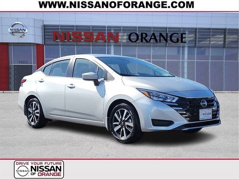 New 2025 Nissan Versa SV w/ Trunk Package image 1